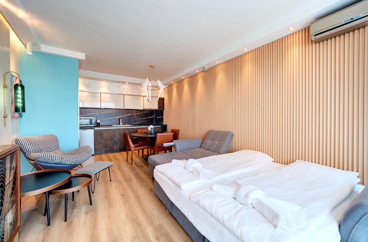 Beachfront Smart Homes By Marty'S Солнечный берег Экстерьер фото